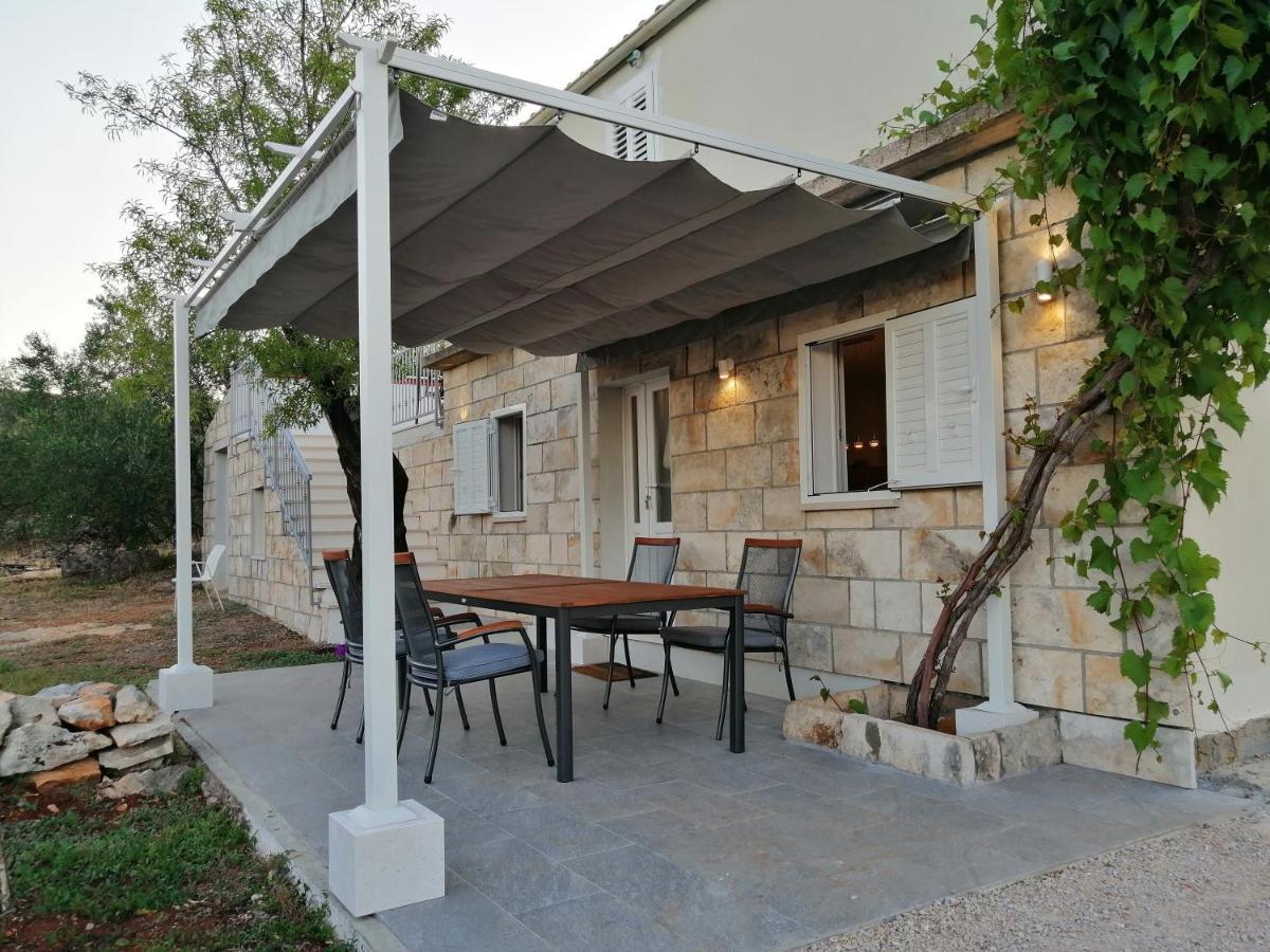 Вилла Olive Grove House Лумбарда Экстерьер фото
